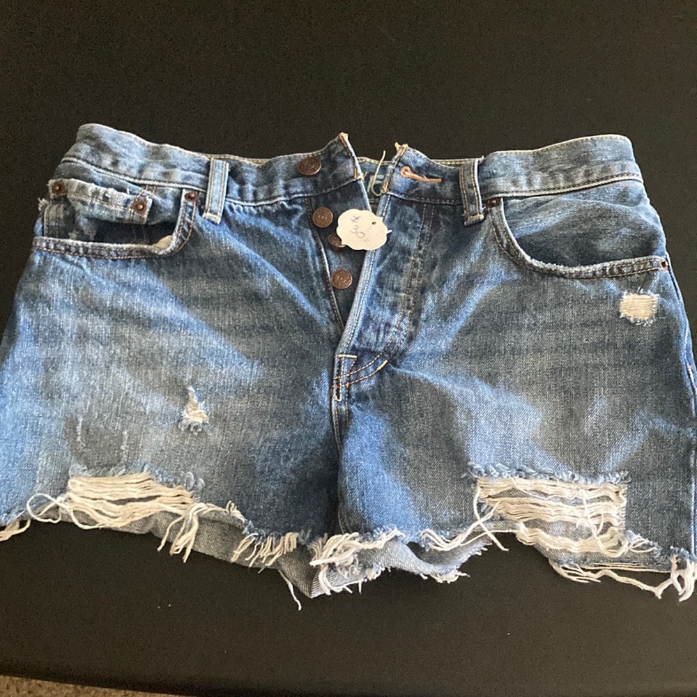 Free People cutoff Daisy Dukes size 27
